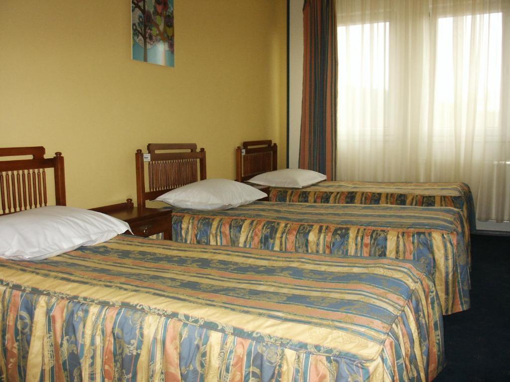 Hotel Astra Braşov Habitación foto
