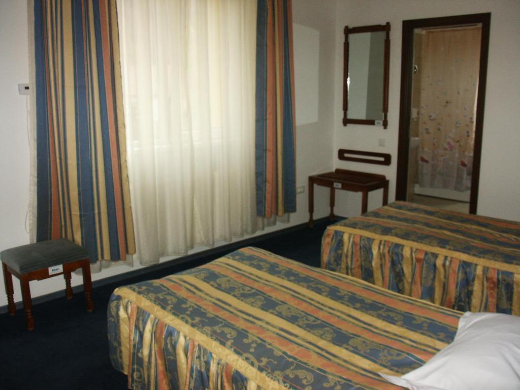 Hotel Astra Braşov Habitación foto